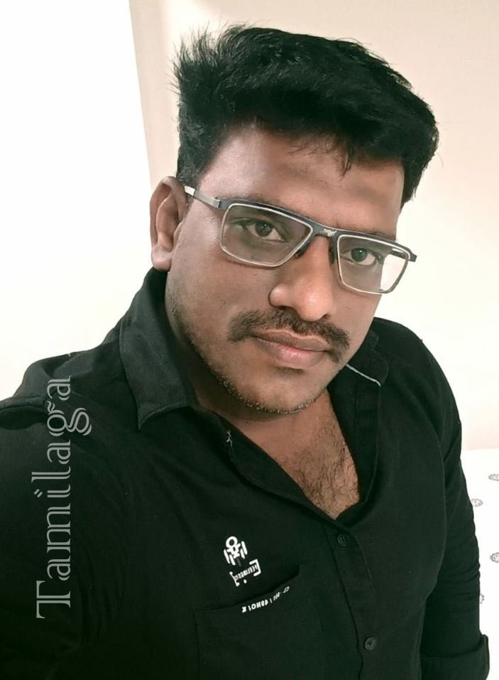 member-img