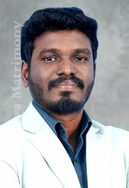 member-img