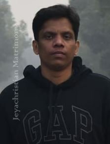 member-img