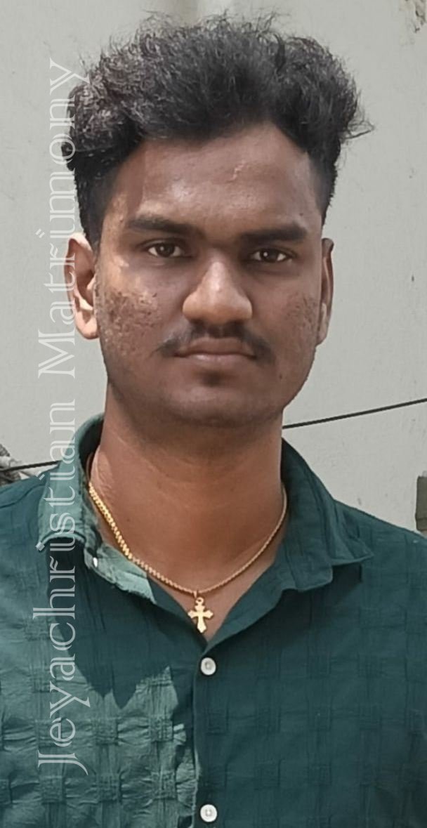 member-img
