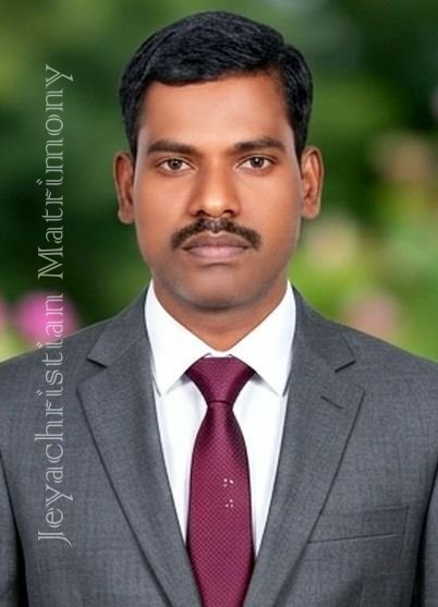 member-img