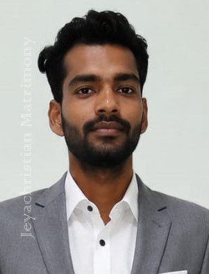 member-img