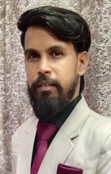 member-img