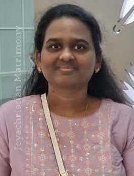 member-img