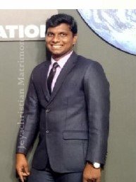 member-img