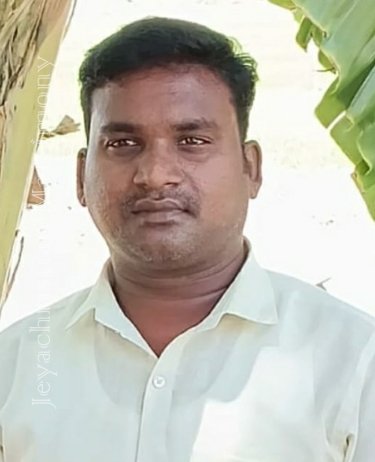 member-img