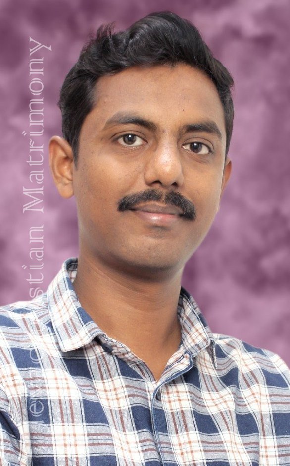 member-img