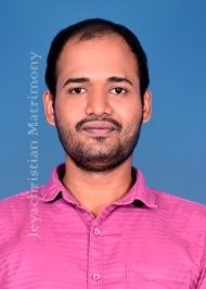 member-img