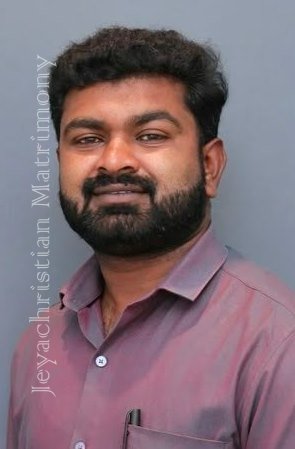 member-img